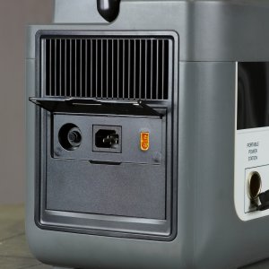 Портативная электростанция FUBAG AS 2400i (аккумулятор LiFePO4) в Калуге фото